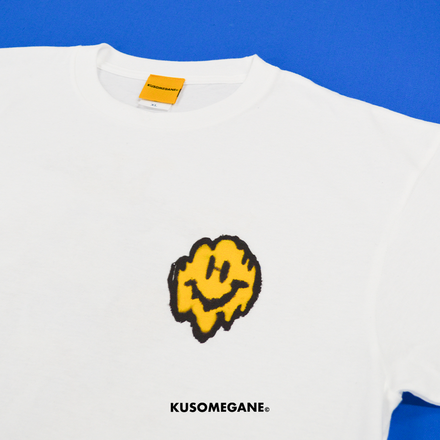 Art kusomegane color:white