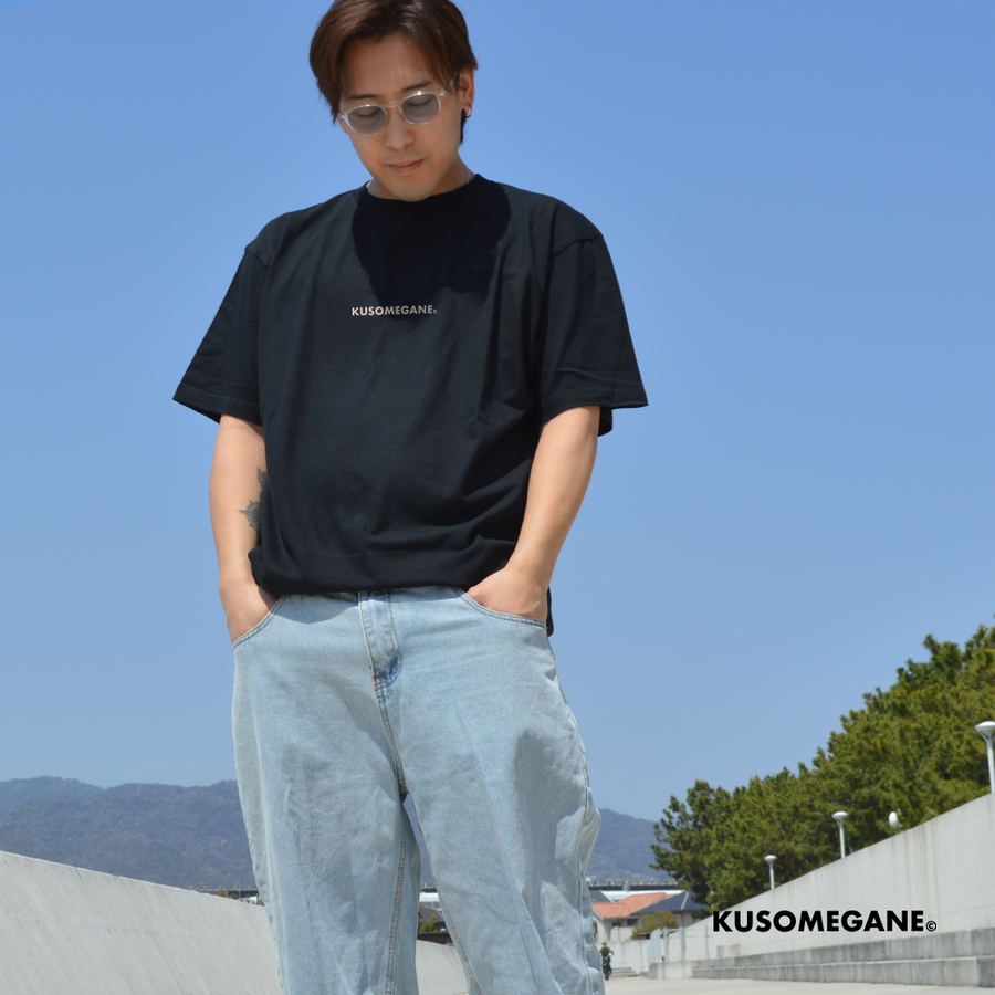 megacchi color:black