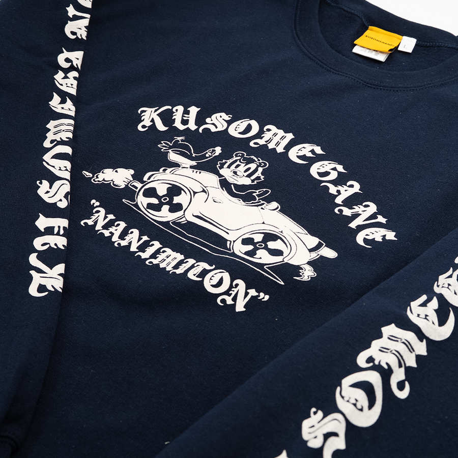 color:navy