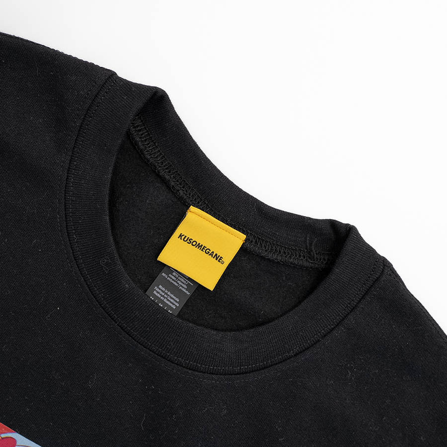 color:black